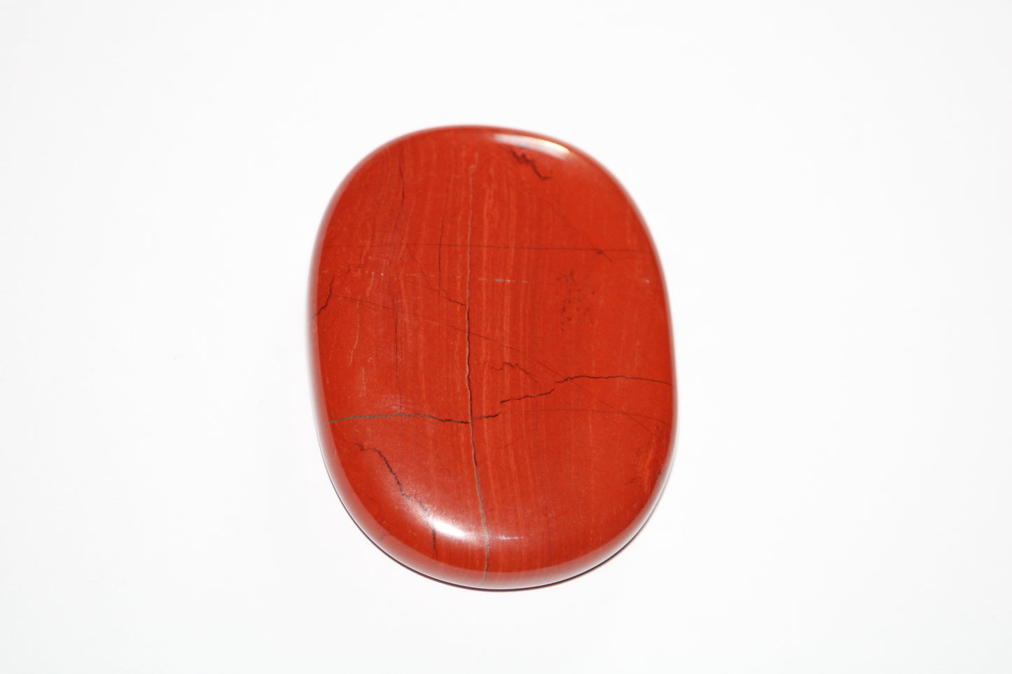 Galet en pierre naturelle de jaspe rouge ; jaspe rouge ; pierre naturelle de jaspe ; lithothérapie et jaspe rouge ; lithotherapie ; signature minérale ; boutique de pierre en ligne
