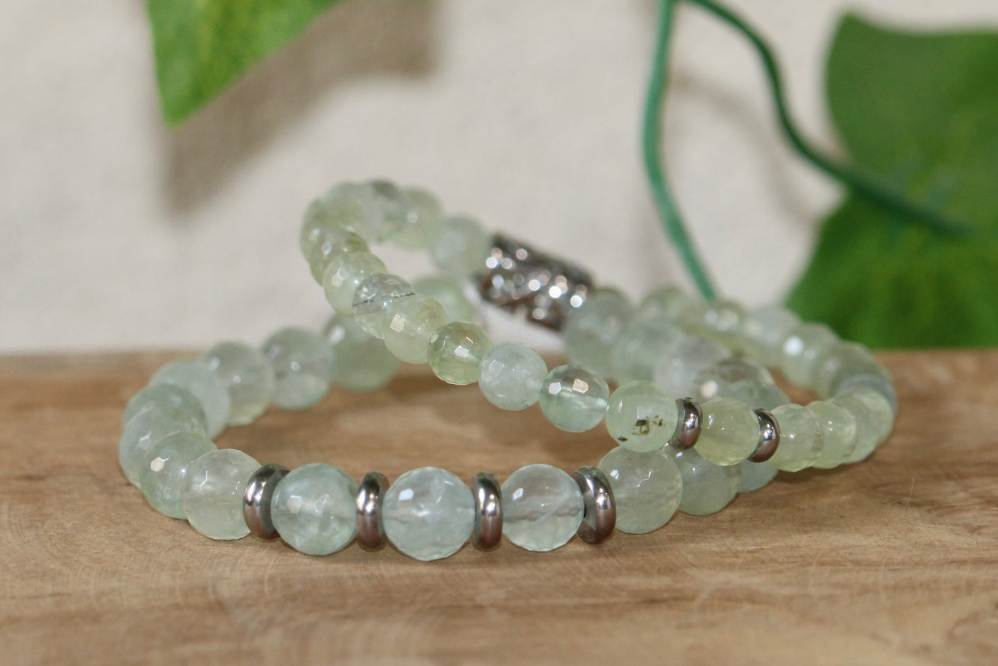 Bracelet double en Phrénite (pierres facettées)