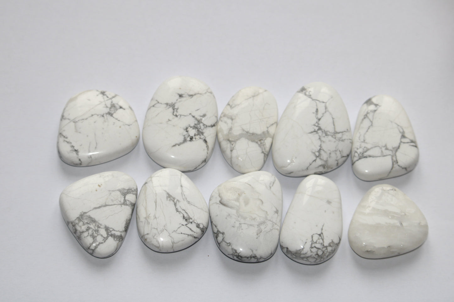 Galet en Howlite