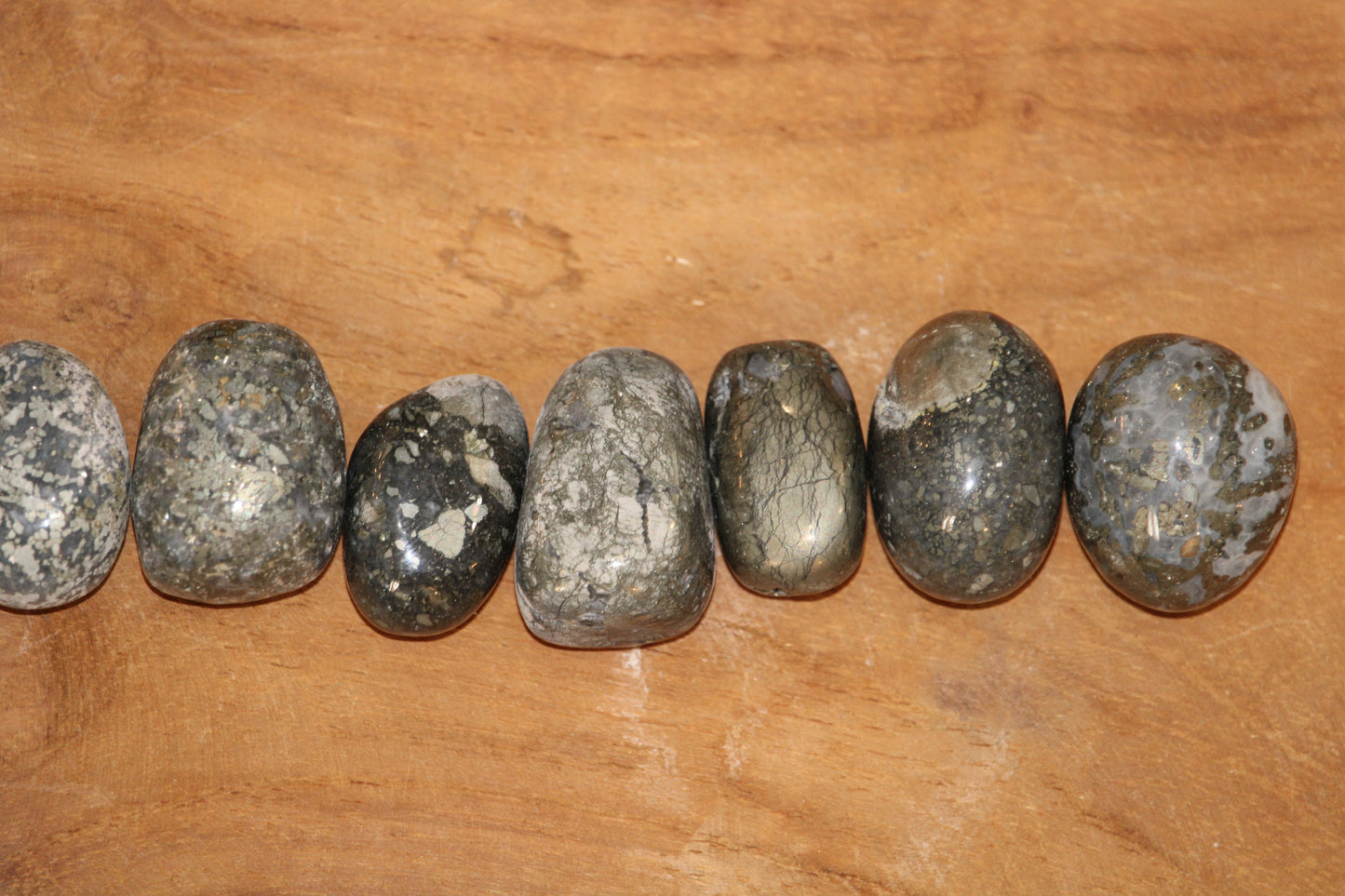 Agate pyrite